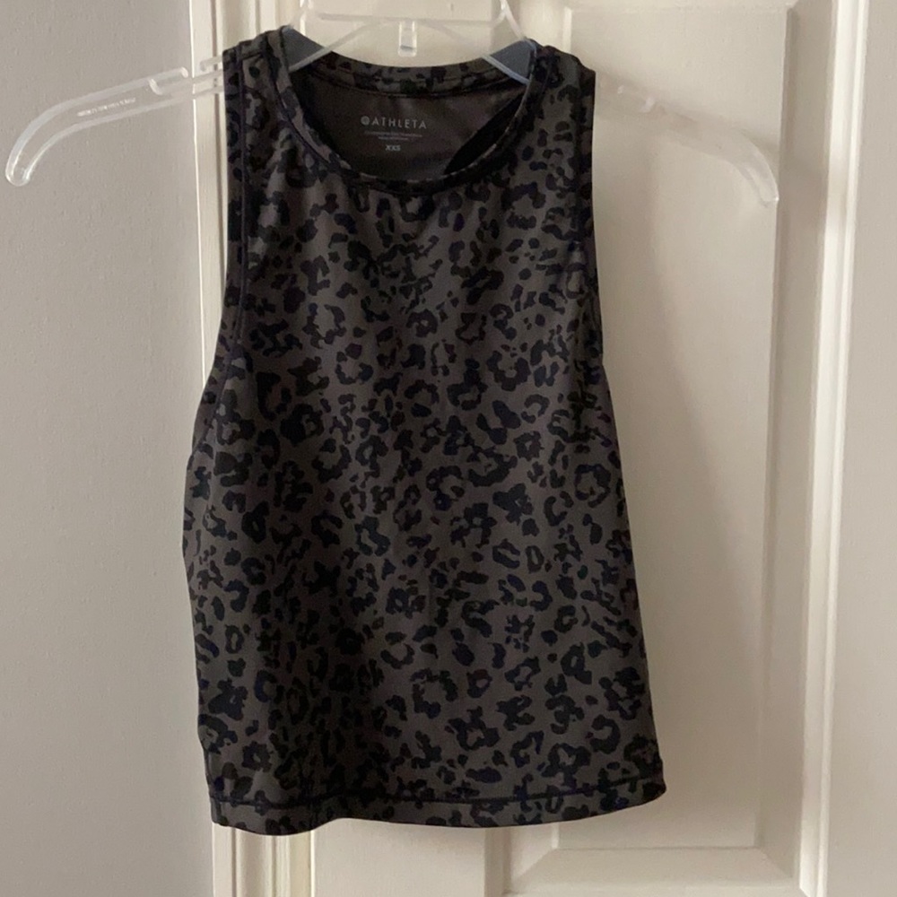 Athleta crop top